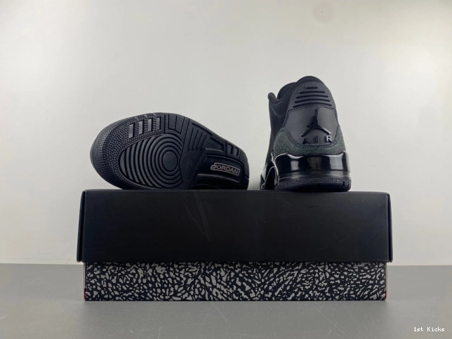 Black Air CT8532-001 Jordan 3 Cat 0703